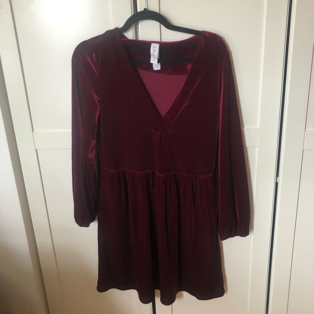 Amadi long sleeve velvet tunic dress
